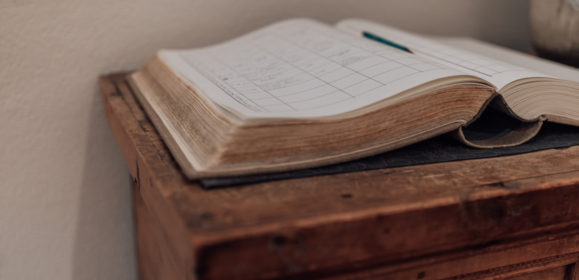 header-img