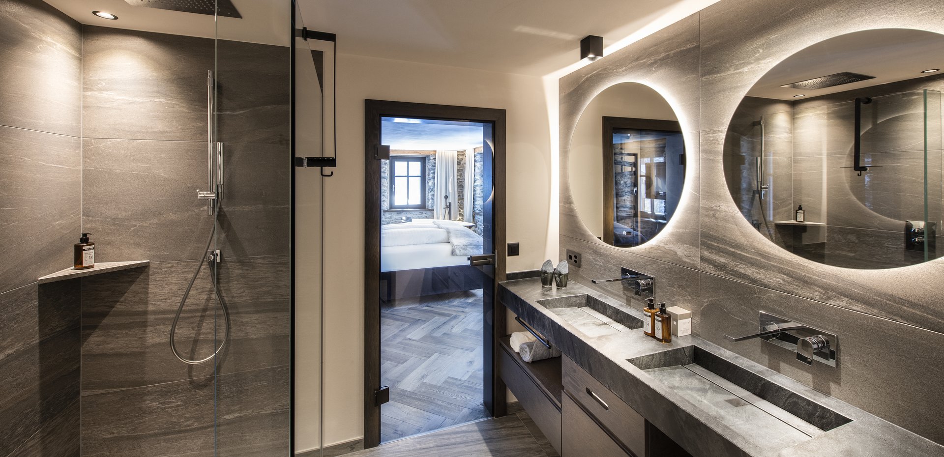 laret-nature-spa-suite-samnaun.jpg